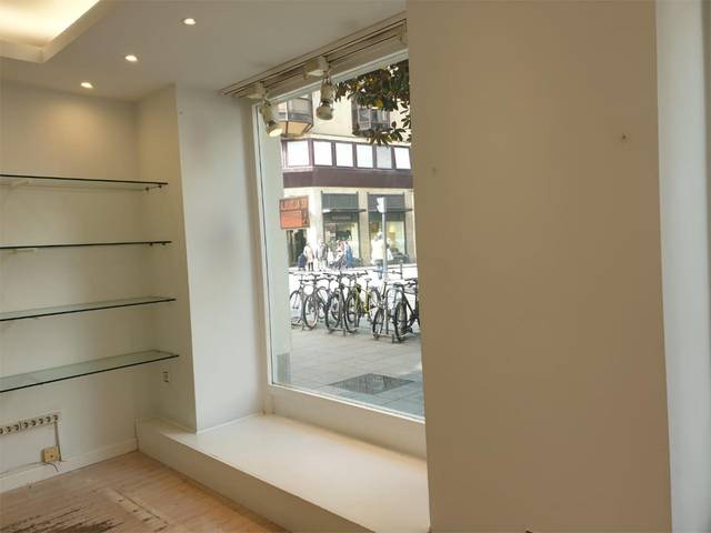 Local comercial en Alquiler en Eduardo Dato Kalea, 31 en Ensanche