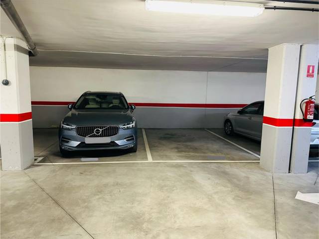 Garaje en Alquiler en Calle Eduardo Maristany, 11 en Butarque