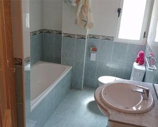 Bathroom of Flat to rent in Láchar  with Terrace