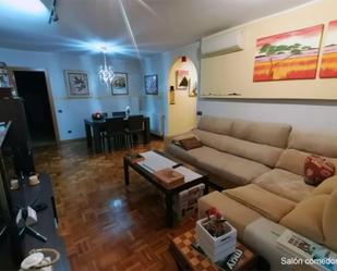 Living room of Flat for sale in Girona Capital  with Air Conditioner and Balcony