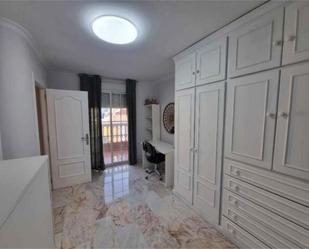 Single-family semi-detached to rent in Armilla
