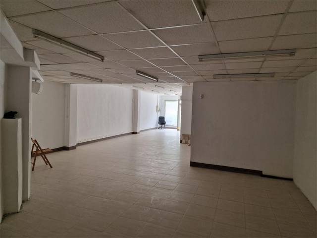 Local comercial en Alquiler en Calle de Jesús, 11 en Barrio Jesús