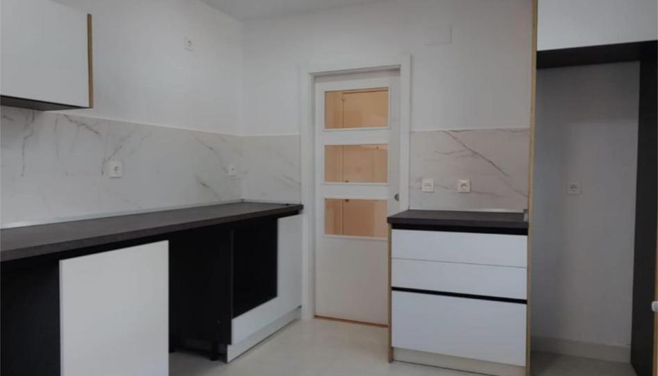 Pis en venda a Avenida Asturias, 19, Guardo, Palencia - imatge 1 Foto 1 de Pis en venda a Avenida Asturias, 19, Guardo, Palencia