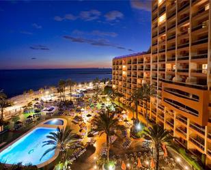 Vista exterior de Apartament de lloguer en Benalmádena amb Aire condicionat, Terrassa i Piscina