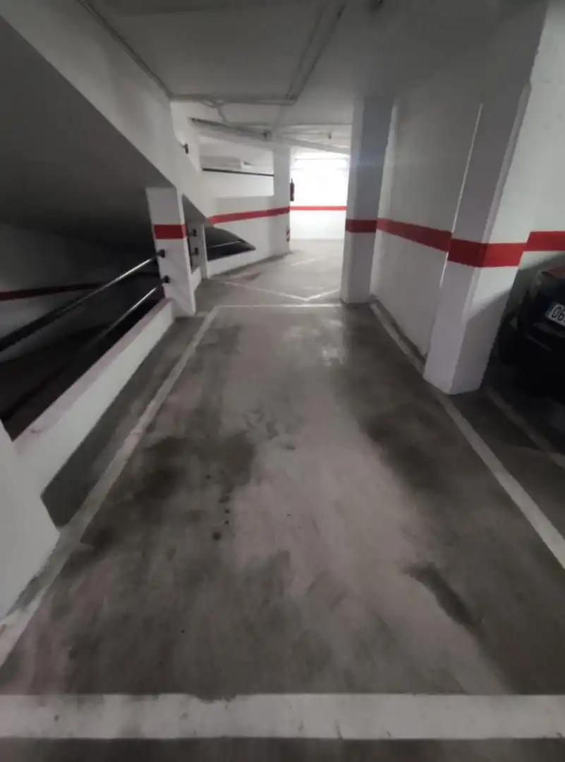Parking of Houses for rent in Castellón de la Plana / Castelló de la Plana  with Terrace, Furnished and Oven