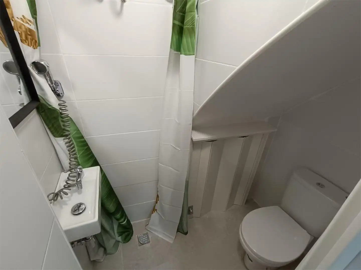 Baño de Piso para compartir en Molina de Aragón