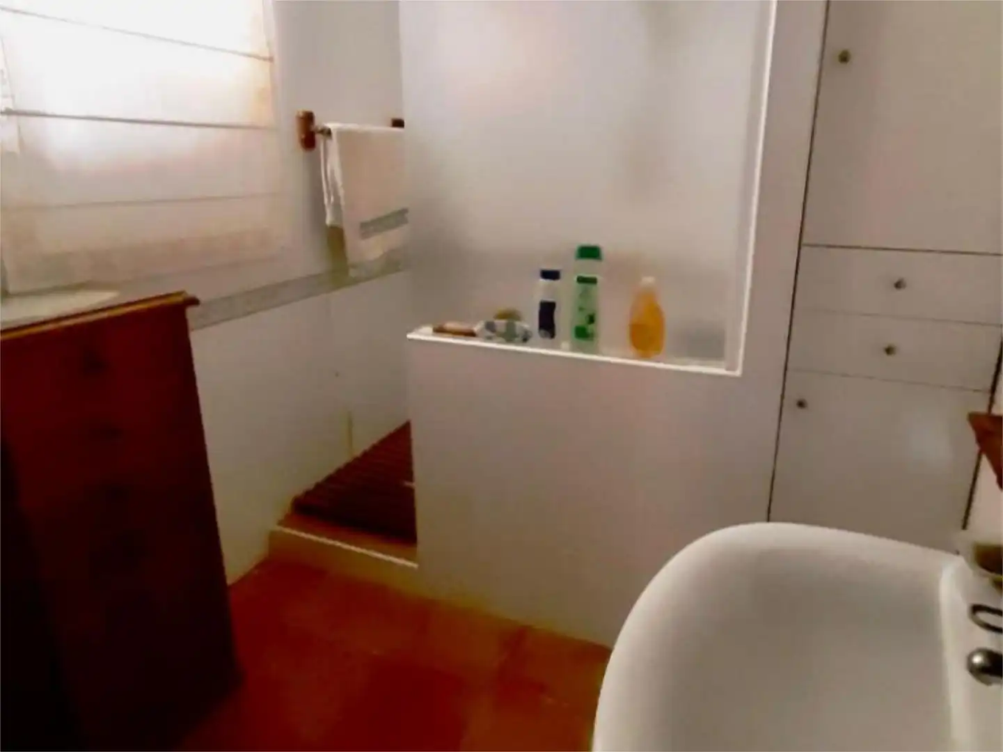 Casa o chalet en venta en Calle Hernán Cortés, 24, Almoharín Baño de Casa o chalet en venta en Almoharín con Aire acondicionado, Terraza y Balcón