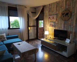 Sala d'estar de Pis de lloguer en Badajoz Capital amb Aire condicionat i Terrassa