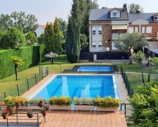 Swimming pool of Apartment for sale in Ponferrada  with Terrace and Swimming Pool