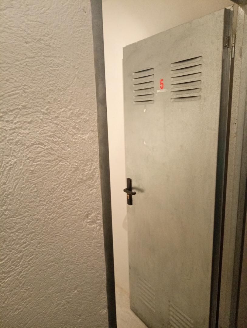 Box room to rent in  Albacete Capital