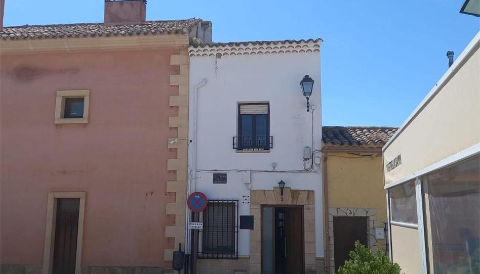 Single-family semi-detached for sale in Plaza de la Autonomía, 1, Alarcón, Cuenca - image 1 Photo 1 of Single-family semi-detached for sale in Plaza de la Autonomía, 1, Alarcón, Cuenca