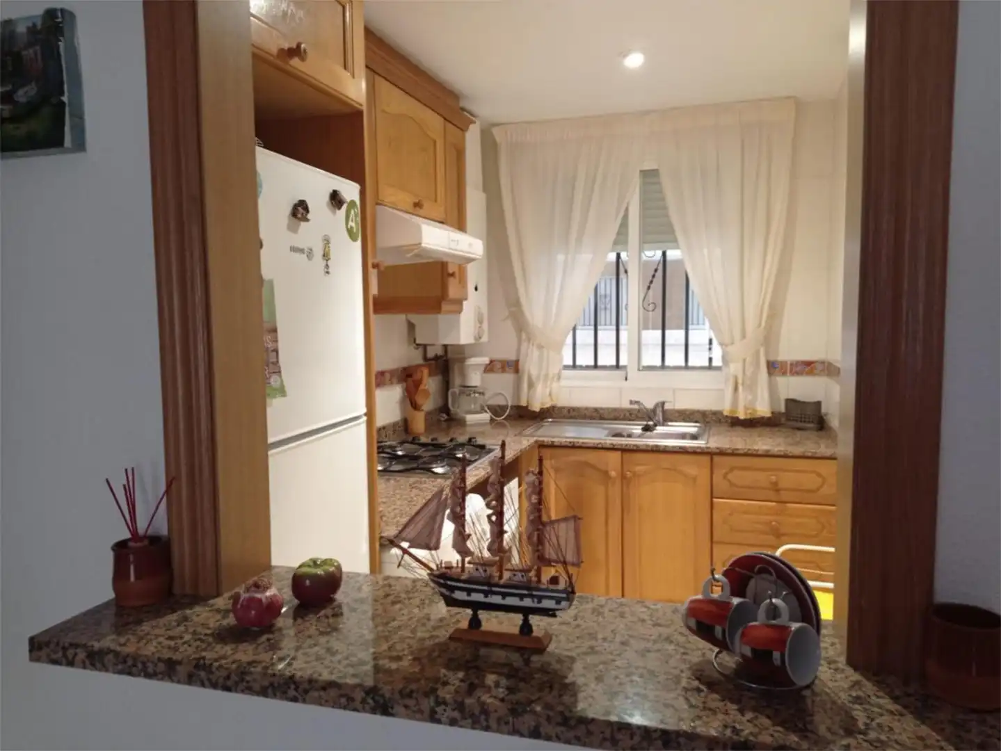 Apartament de lloguer a Calle el Barco, 6, Vista Mar Cuina de Apartament de lloguer en Oropesa del Mar / Orpesa amb Aire condicionat, Calefacció i Jardí privat
