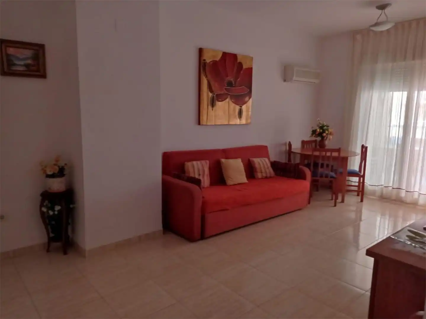 Apartament de lloguer a Calle el Barco, 6, Vista Mar Sala d'estar de Apartament de lloguer en Oropesa del Mar / Orpesa amb Aire condicionat, Calefacció i Jardí privat