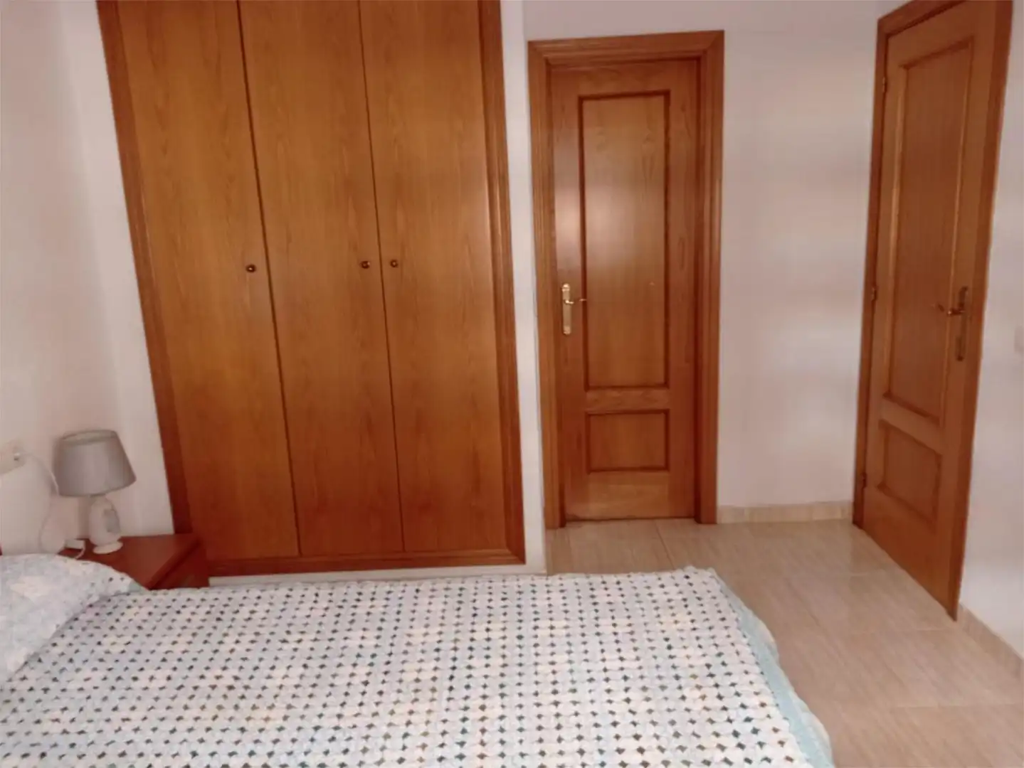 Apartament de lloguer a Calle el Barco, 6, Vista Mar Dormitori de Apartament de lloguer en Oropesa del Mar / Orpesa amb Aire condicionat, Calefacció i Jardí privat