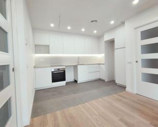 Kitchen of Flat for sale in  Barcelona Capital  with Air Conditioner