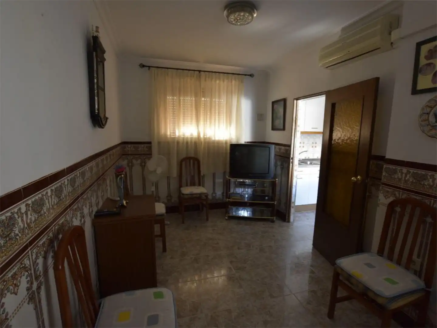 Casa adosada en venta en Avenida de Andalucía, 83, Zalamea la Real Sala de estar de Casa adosada en venta en Zalamea la Real con Aire acondicionado, Calefacción y Terraza
