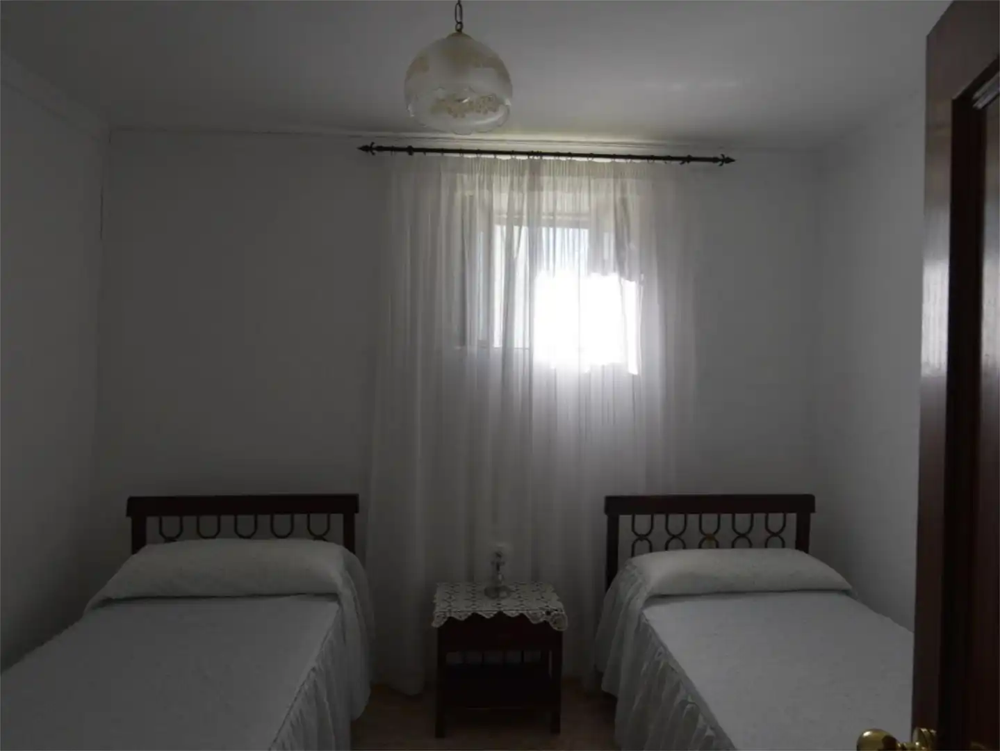 Casa adosada en venta en Avenida de Andalucía, 83, Zalamea la Real Habitación de Casa adosada en venta en Zalamea la Real con Aire acondicionado, Calefacción y Terraza