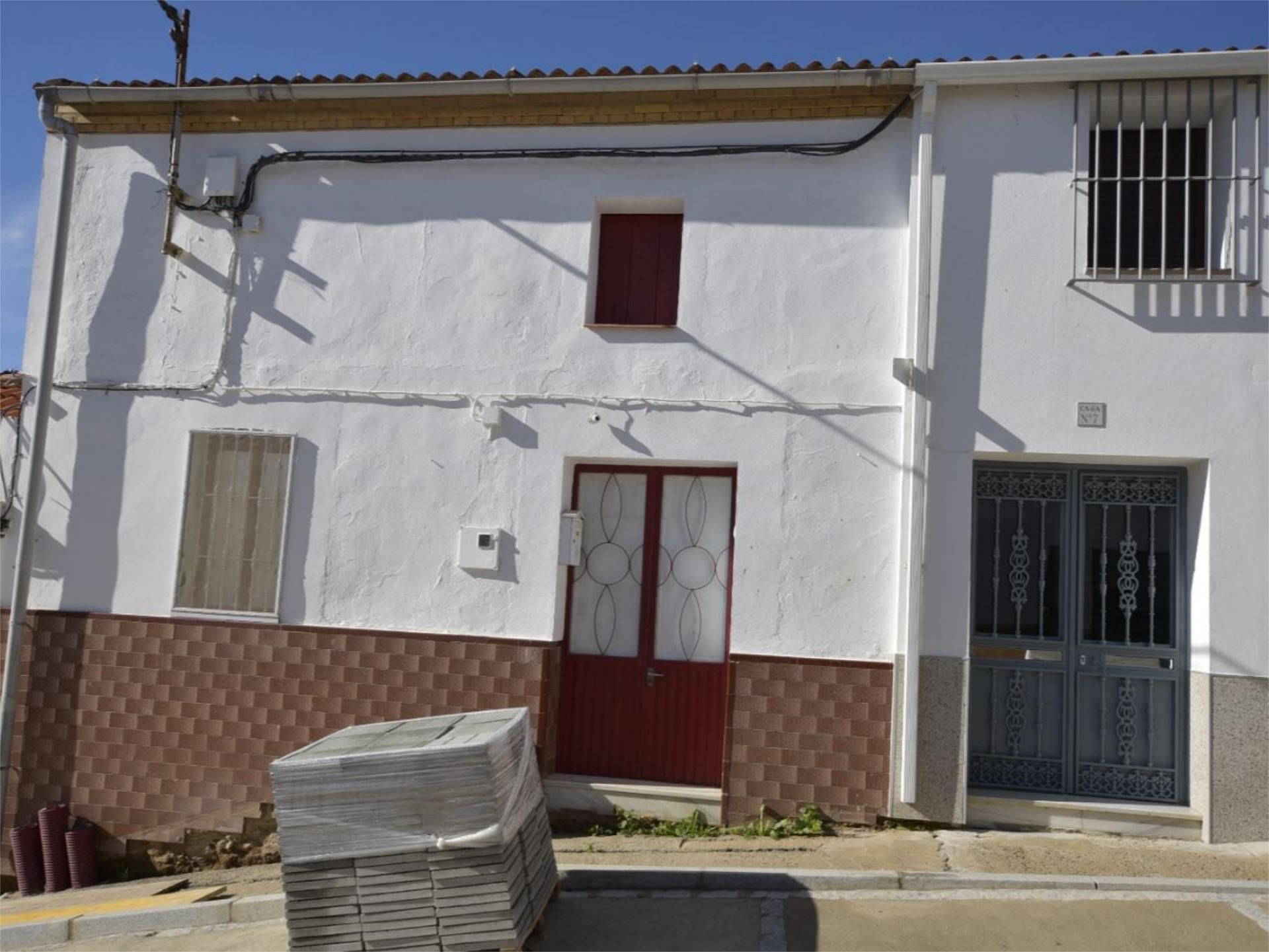 Exterior view of Single-family semi-detached for sale in Zalamea la Real  with Air Conditioner, Heating and Terrace