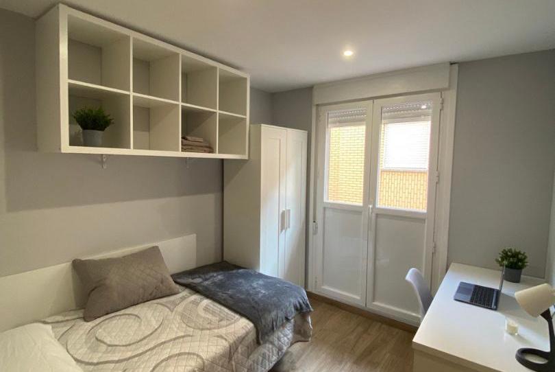 Photo 1 of Flat to share in Calle la Reja, 17, Centro, Burgos