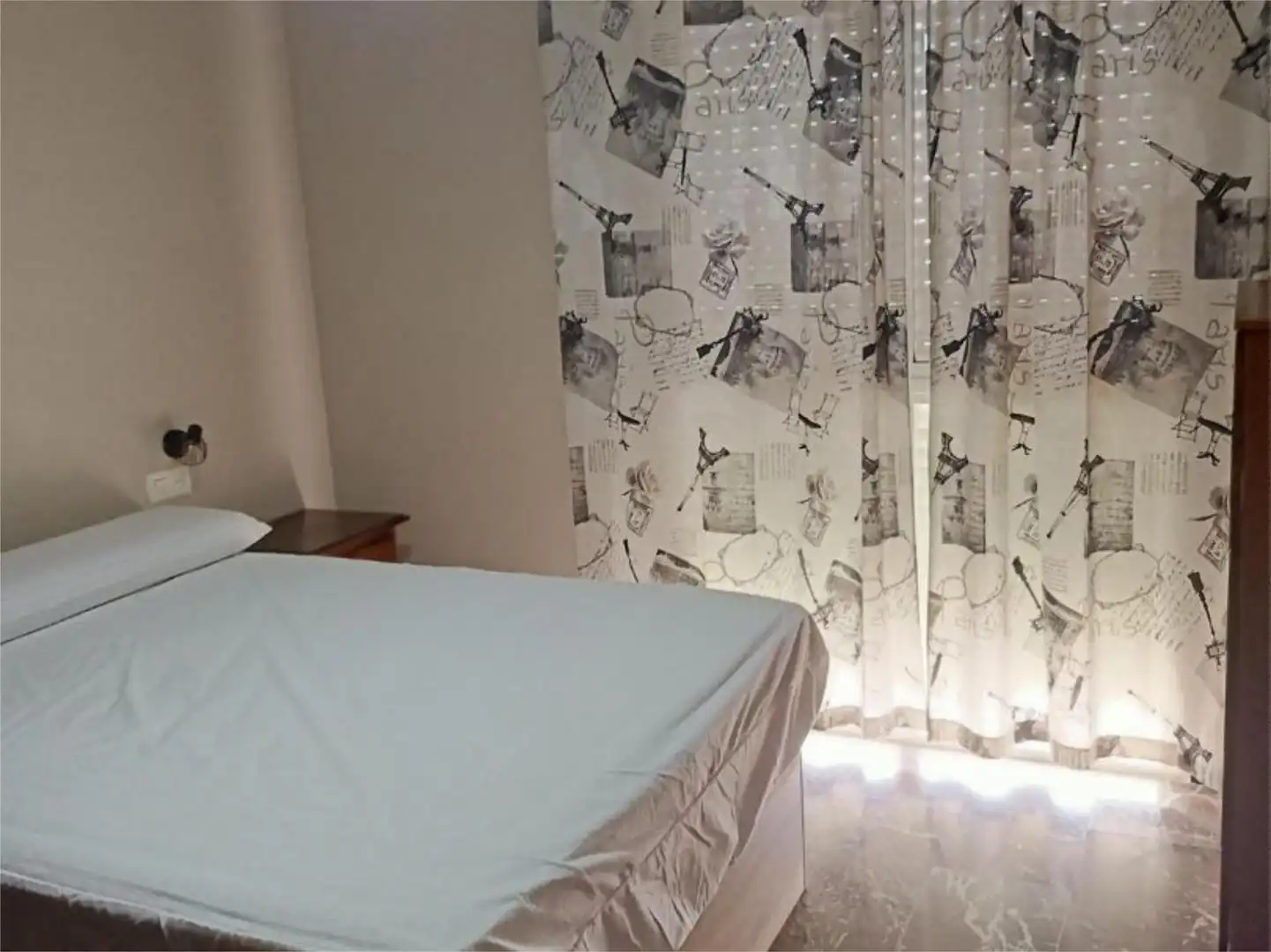 Schlafzimmer von Wohnung zur Miete in Adra mit Klimaanlage