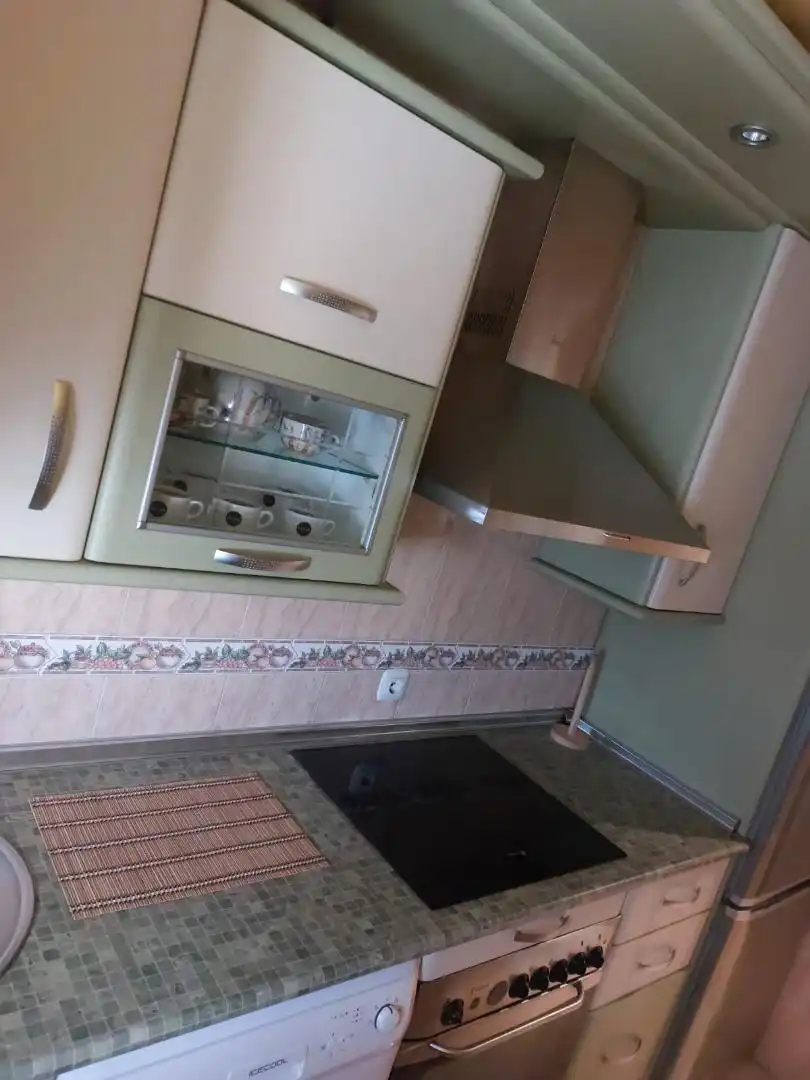 Wohnung zum Verkauf in EX-390, 14, Torrejón el Rubio Küche von Wohnung zum Verkauf in Torrejón el Rubio mit Klimaanlage, Heizung und Parkett