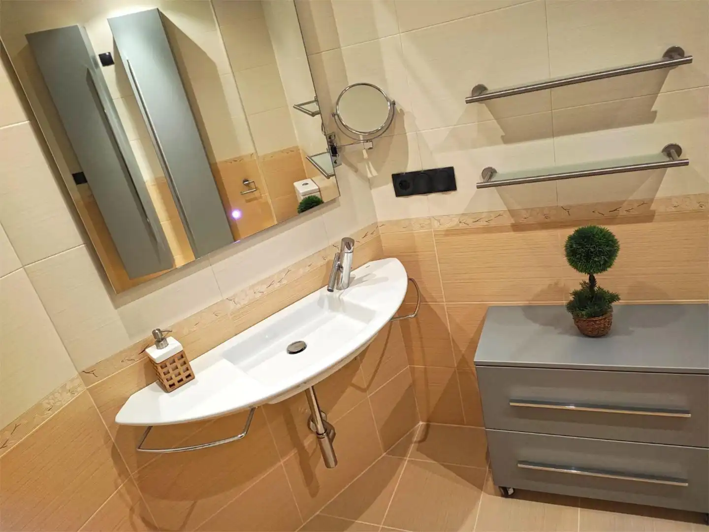 Bathroom of Flat for sale in Boiro  with Air Conditioner, Heating and Parquet flooring
