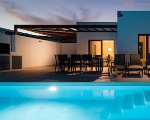 Swimming pool of Flat for sale in Eivissa  with Air Conditioner, Heating and Private garden