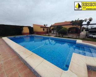 Piscina de Casa adosada en venda en Higuera amb Piscina