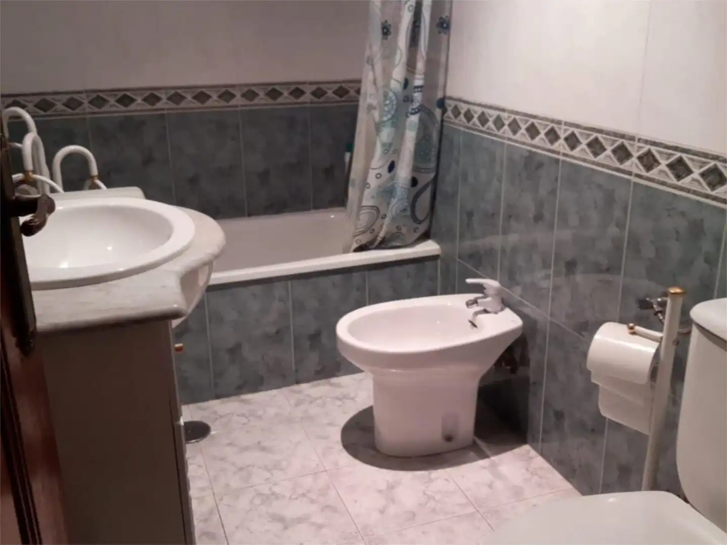 Habitación en Calle Tinte, 6, Centro - Plaza Mayor Baño de Piso para compartir en Ciudad Real con Aire acondicionado, Calefacción y Terraza