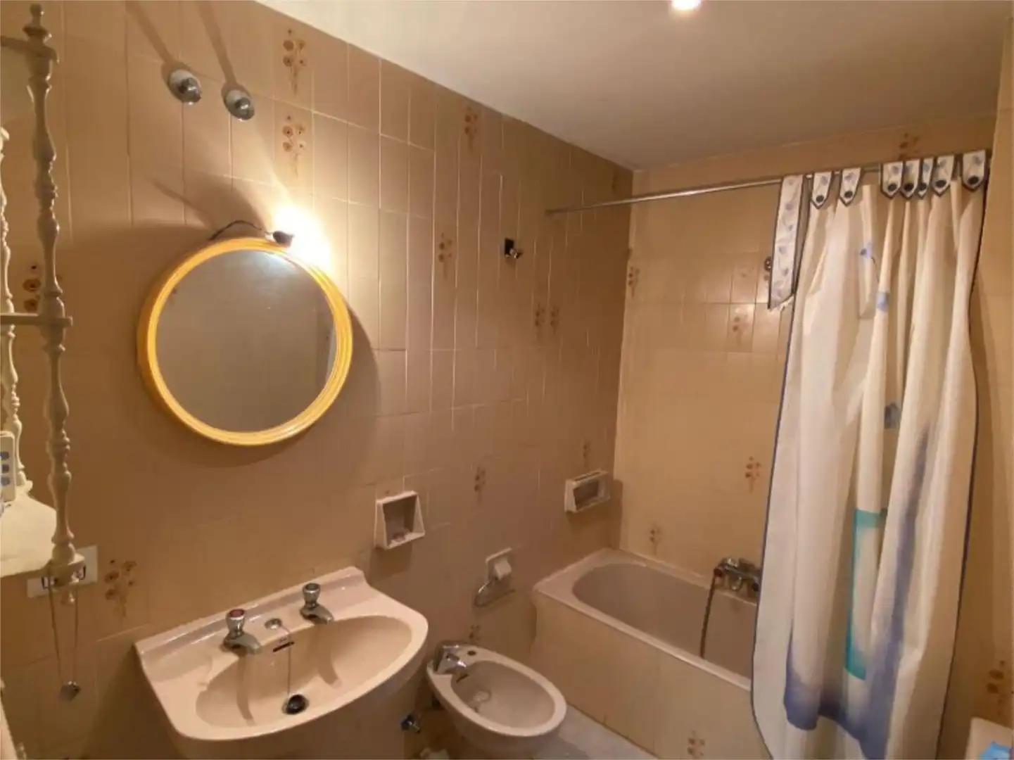 Flat for sale in Rúa Río Mente, 12, Ventiun Bathroom of Flat for sale in Ourense Capital with Heating, Storage room and Furnished
