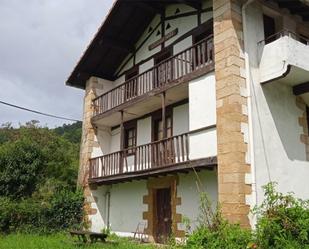 Exterior view of House or chalet for sale in Usurbil