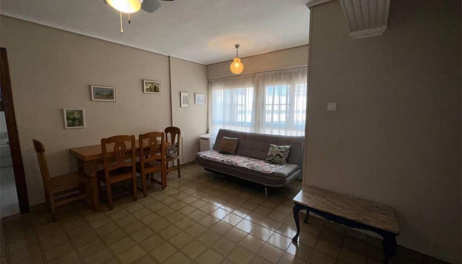 Photo 1 of Flat to rent in Carrer D'herrero, 77, Avenida de Valencia - Avenida de Casalduch, Castellón