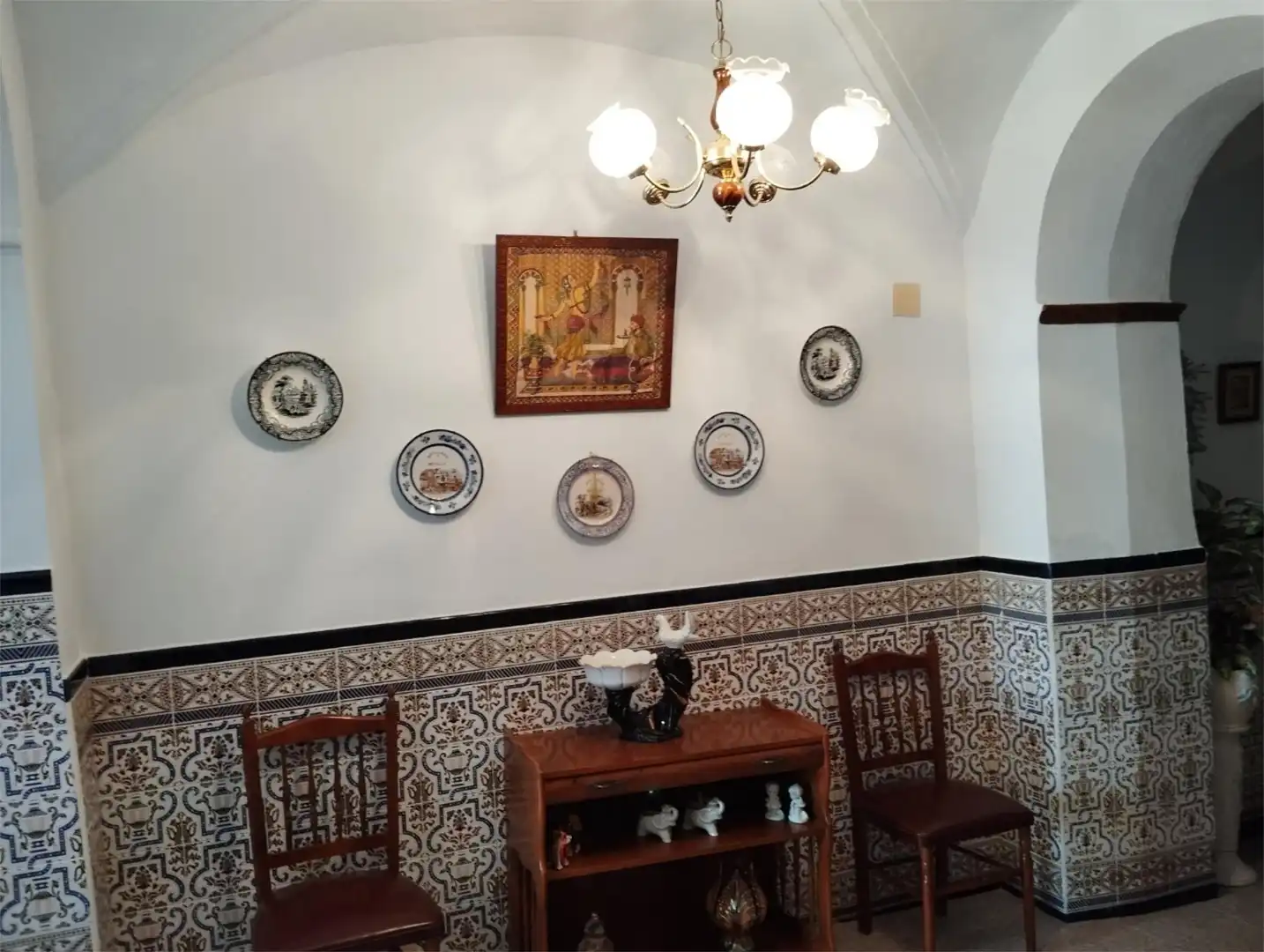 Menjador de Casa adosada en venda en El Cerro de Andévalo amb Moblat, Forn i Rentadora