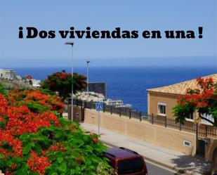 Vista exterior de Casa o xalet en venda en El Rosario amb Aire condicionat, Terrassa i Piscina