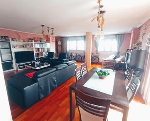 Living room of Duplex for sale in Paracuellos de Jarama  with Air Conditioner, Terrace and Balcony