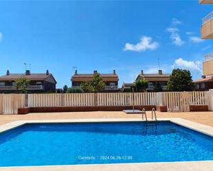 Piscina de Pis de lloguer en Cambrils amb Aire condicionat, Terrassa i Piscina