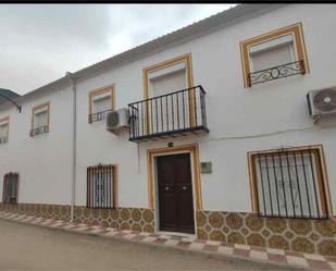 Vista exterior de Casa o xalet en venda en Cazalilla amb Terrassa