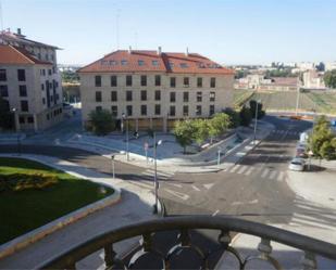 Vista exterior de Pis de lloguer en Salamanca Capital amb Terrassa