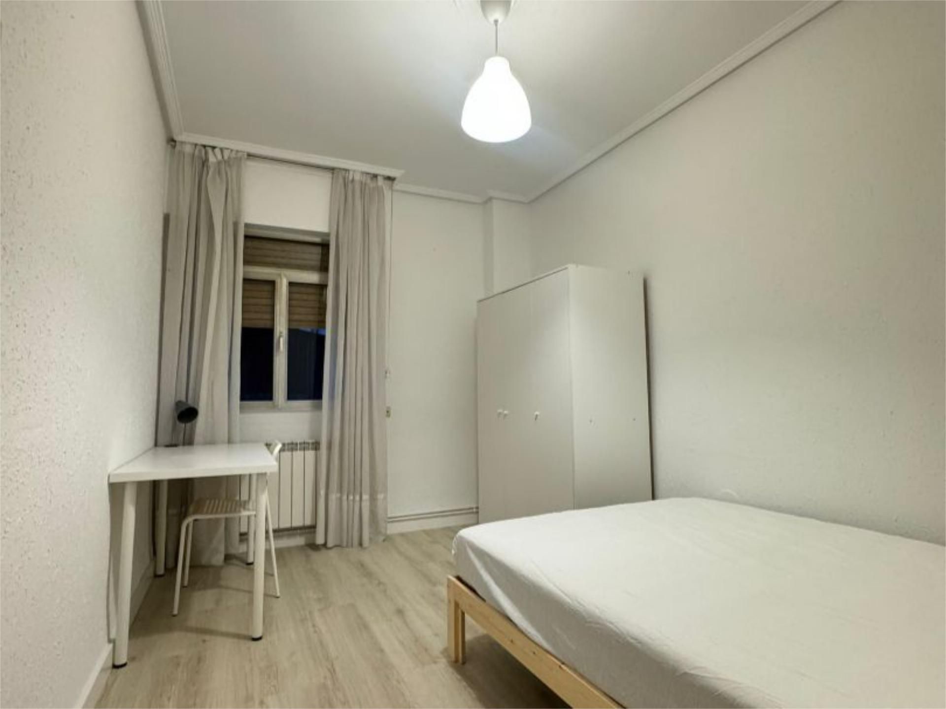 Bedroom of Apartment to share in Vitoria - Gasteiz  with Heating and Furnished