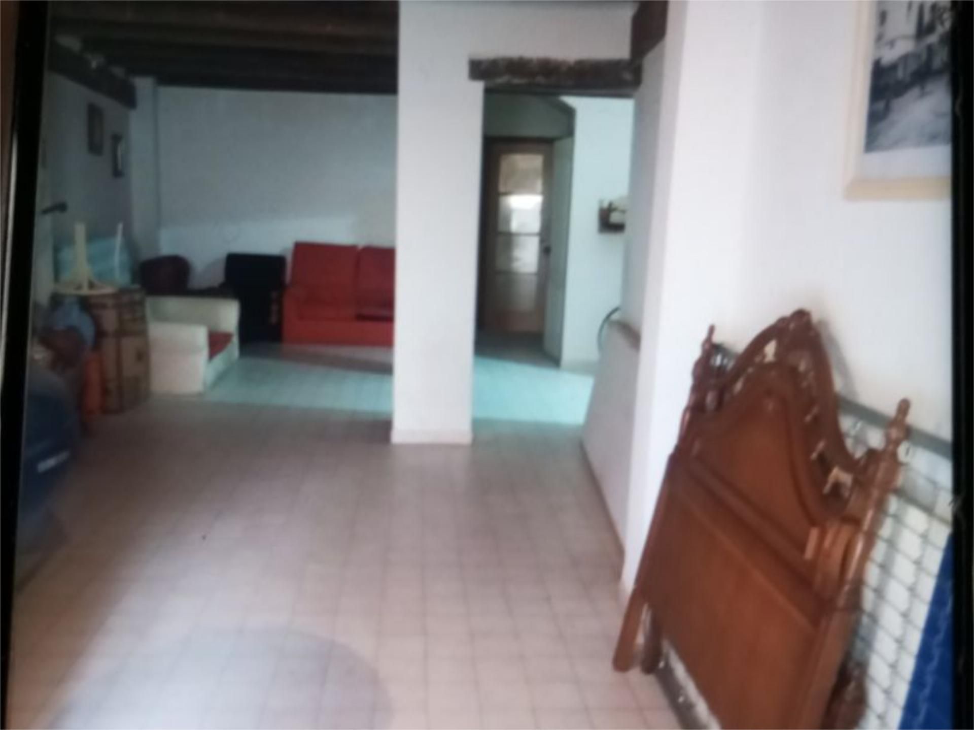 Casa adosada en venda en Calatayud amb Moblat i Balcó