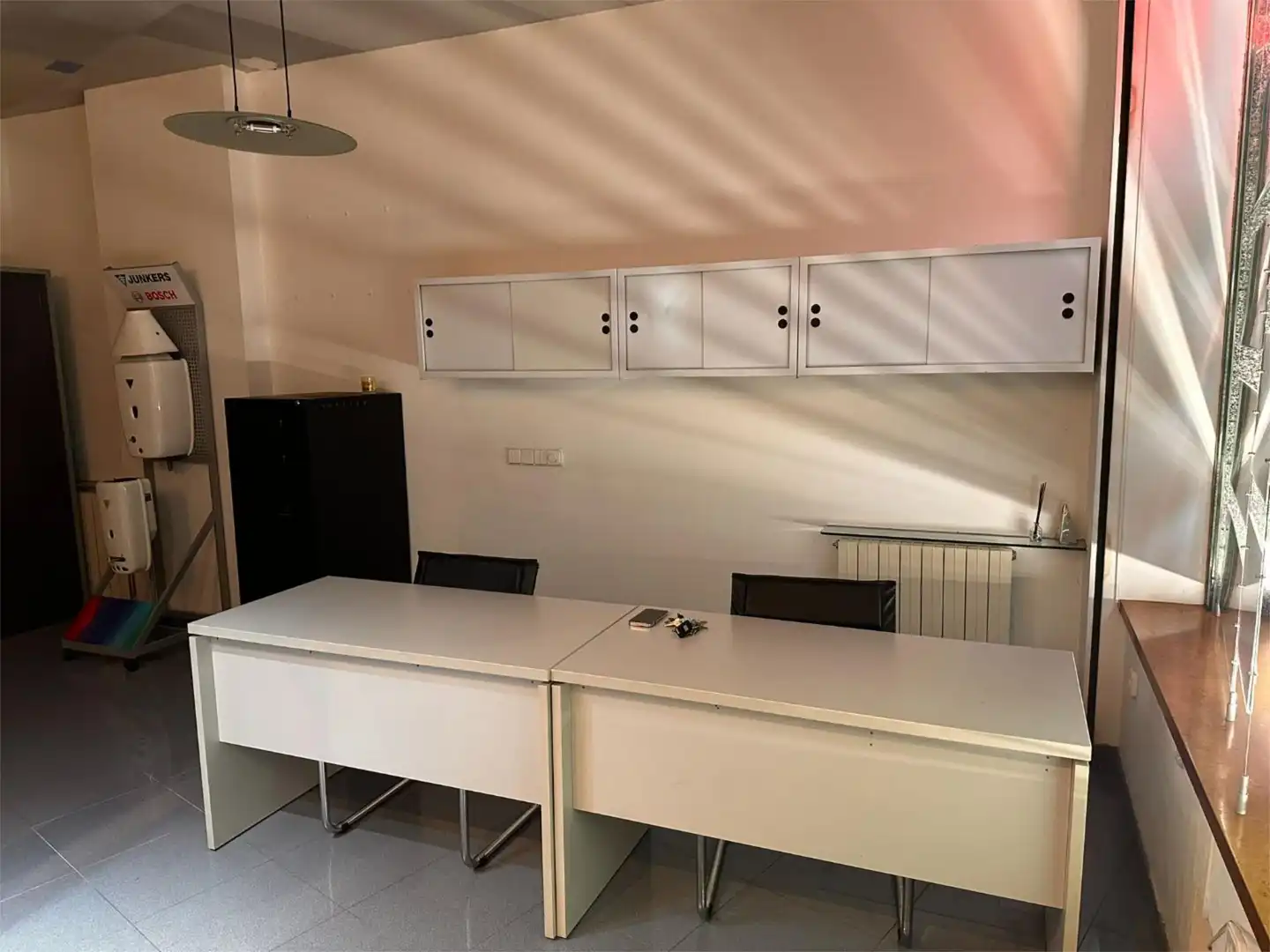 Oficina de alquiler en Salt