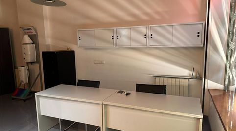 Foto 4 de Oficina de alquiler en Carrer de Manuel de Falla, 27, Centre, Salt