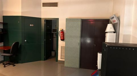 Foto 5 de Oficina de alquiler en Carrer de Manuel de Falla, 27, Centre, Salt