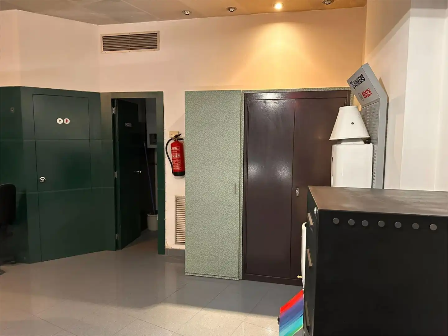 Oficina de alquiler en Salt