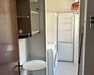 Bathroom of Flat for sale in Parla  with Air Conditioner