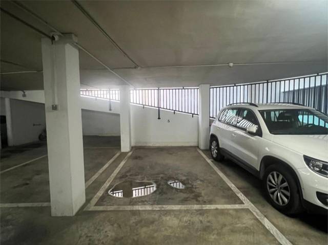 Garaje en Alquiler en Carretera de la Fuensanta, 179 en San Benito - Patiño