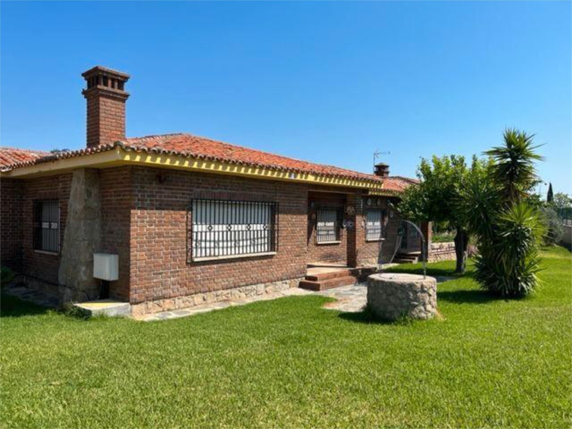 Exterior view of Single-family semi-detached for sale in Almaraz  with Private garden