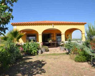 Jardí de Casa o xalet en venda en Higuera de la Serena amb Aire condicionat, Jardí privat i Terrassa