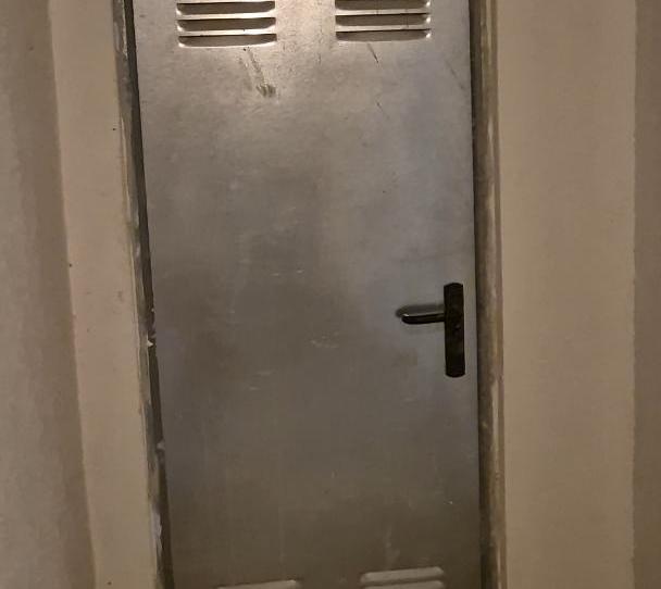 Traster de lloguer a Calle Carrequemada, 38, Santa Catalina - Ferial, Burgos - imatge 1 Foto 1 de Traster de lloguer a Calle Carrequemada, 38, Santa Catalina - Ferial, Burgos