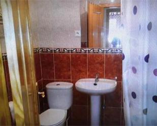 Bathroom of Flat to rent in Molina de Aragón